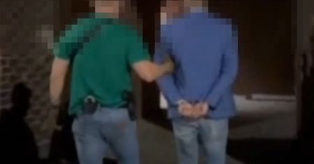 32-latek podrywał kobiety we wrocławskich klubach podając się za ginekologa. Oszust oferował ofiarom leczenie