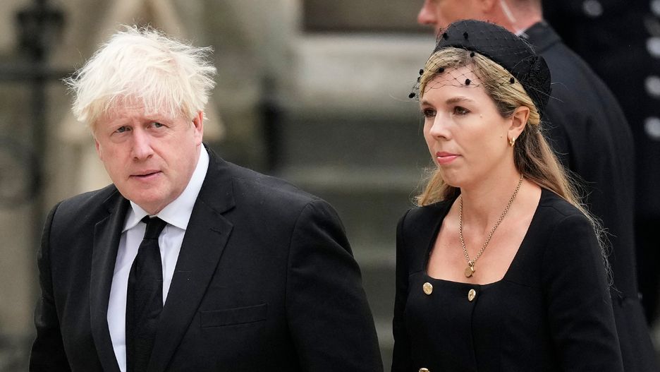 Boris Johnson z żoną Carrie na pogrzebie królowej Elżbiety II