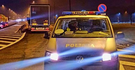 Gliwice. Jechał nie używając tachografu, bo od siedmiu lat nie miał uprawnień. Zapłaci ponad 6 tysięcy złotych