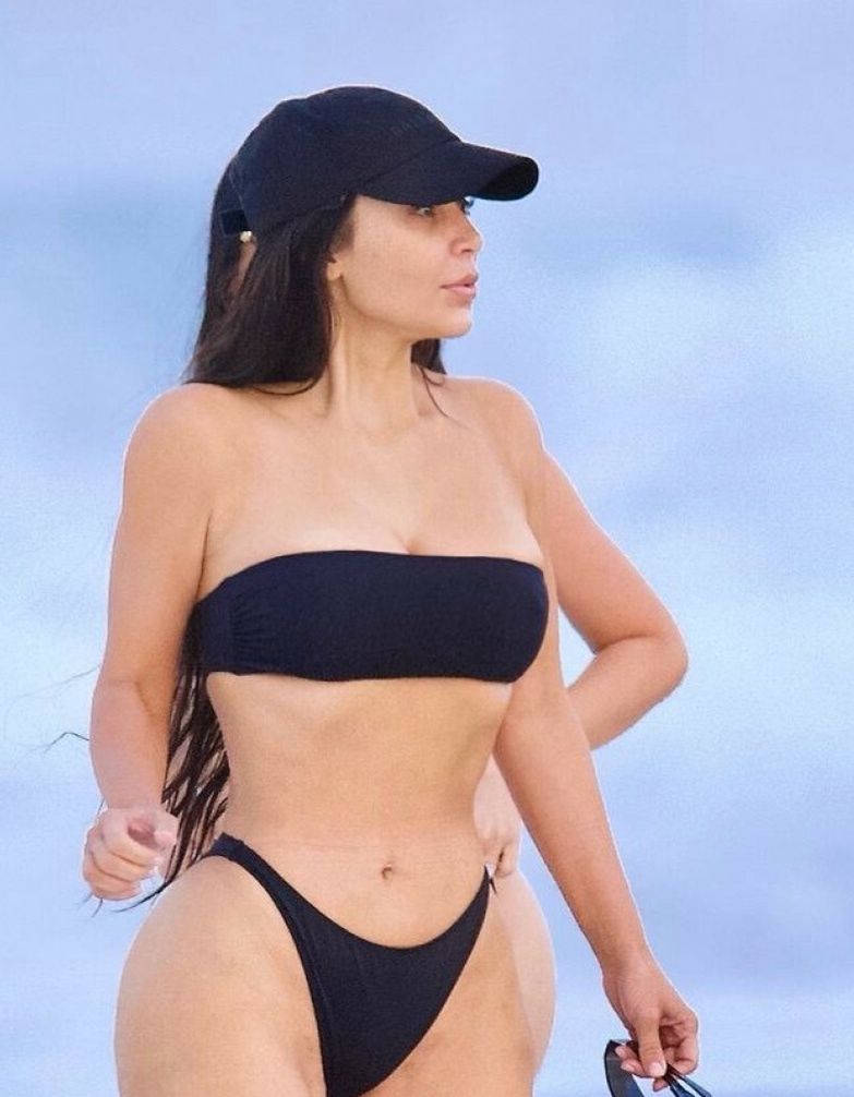 Kim Kardashian prezentuje krągłości
