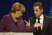 Sarkozy i Merkel grożą Grecji zawieszeniem pomocy