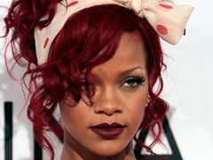 Rihanna dalej będzie sexy: "Ludzie to hipokryci!"