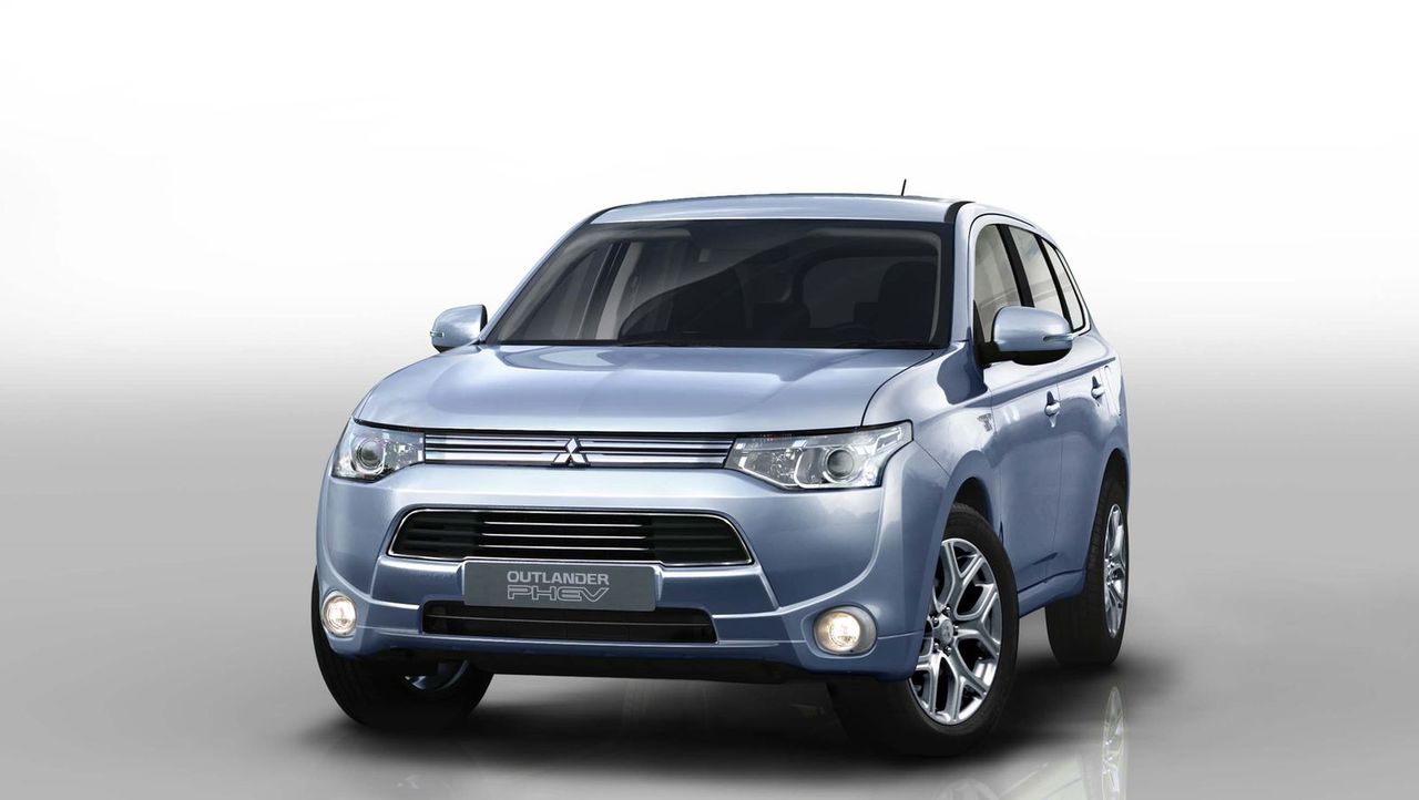 Mitsubishi na Paris Motor Show 2012 - hybrydowy Outlander najważniejszą premierą [Paryż 2012]