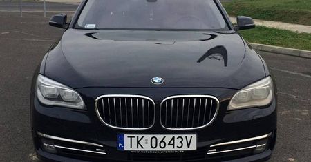 Kradzież BMW 750Li xDrive przy ul. Hirszfelda w Lublinie. Prośba o pomoc