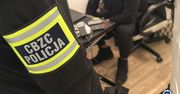 Cybergang rozbity w Poznaniu i Warszawie. Prali pieniądze z oszustw "na bankowca" i fikcyjnych ogłoszeń