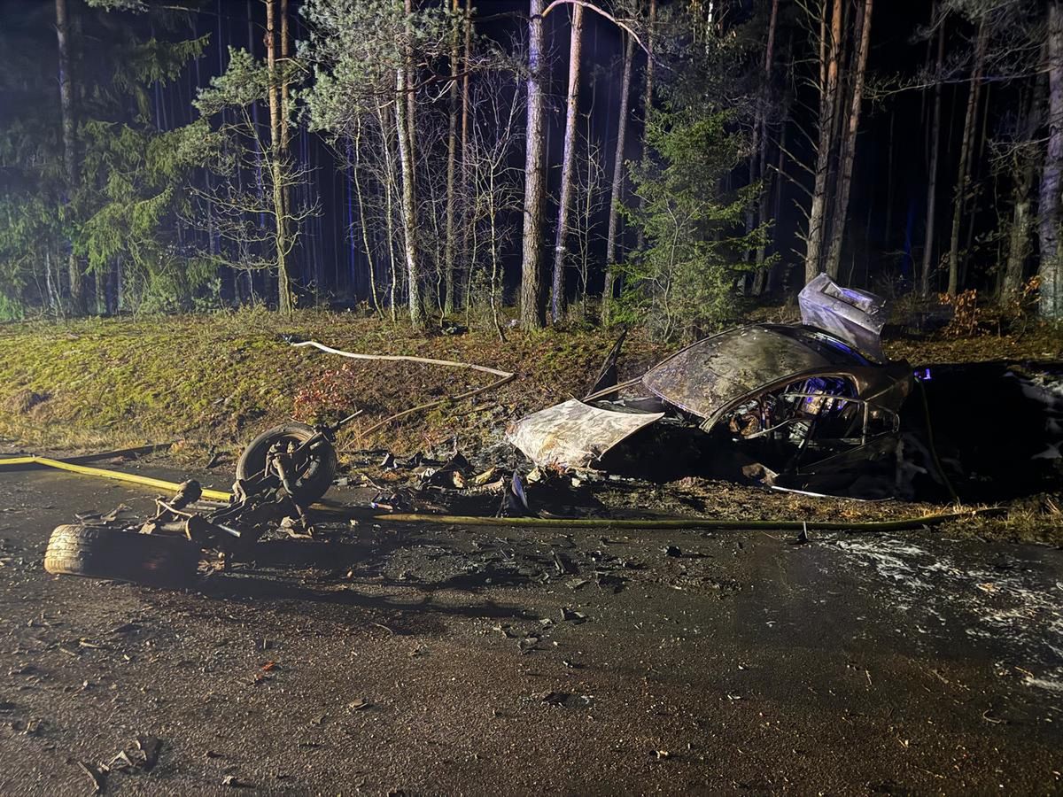 Tragiczny wypadek. Znaleźli zwęglone ciała dwóch osób