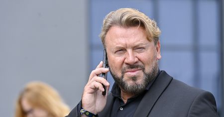 Milowicz szczerze o ojcostwie. "Jestem taką męską mamą w garniturze"