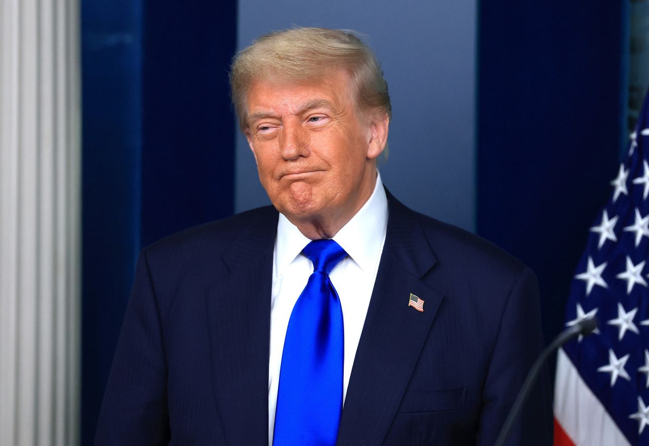 Dolar najtańszy od lat. USA robią wiele, by go osłabić [OPINIA]