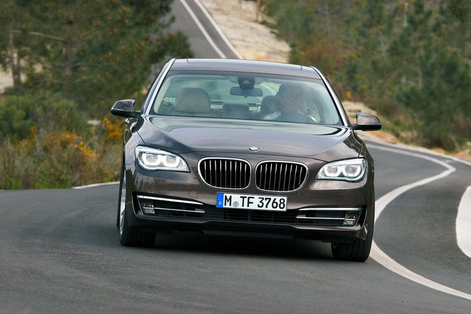 BMW serii 7 na rok 2013 - megagaleria niemieckiego okrętu flagowego 198