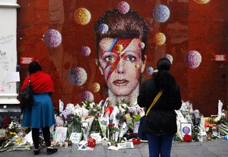 Dziś mija rok od śmierci Davida Bowie (ZDJĘCIA)
