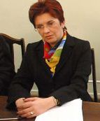 Musi i powinna odejść