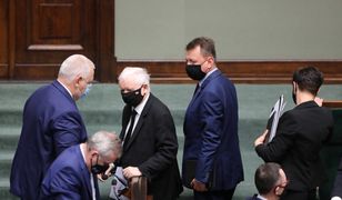 "Lex TVN" w Sejmie. Posłowie PiS wyszli, gdy przemawiał Budka