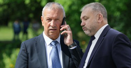 A nuż nóż w politycznej wodzie? [OPINIA]