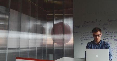 Przedsiębiorcy piszą do premiera. "Padną wszystkie polskie legalne firmy"