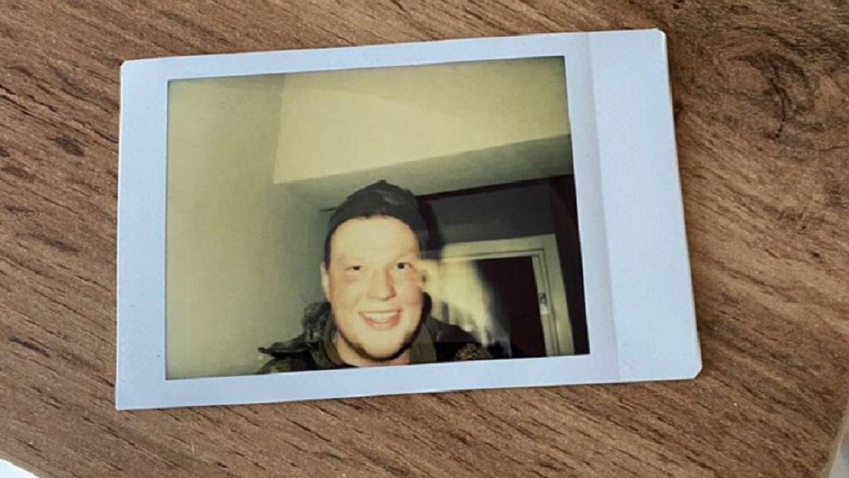 Rosjanin zrobił sobie zdjęcie w mieszkaniu Ukraińców 