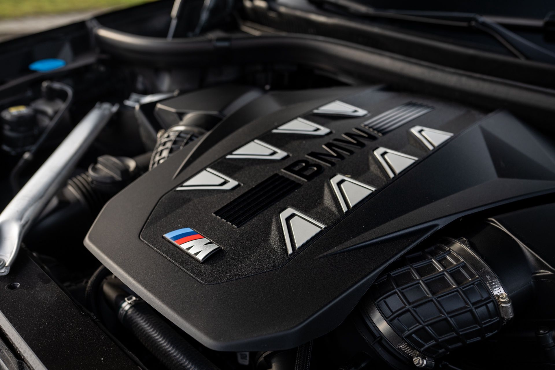 BMW X7 M60i