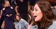 Ashley Graham i Karlie Kloss wygłupiają się na meczu koszykówki