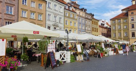Luzowanie obostrzeń trwa. Od północy otwarte ogródki restauracyjne i barowe