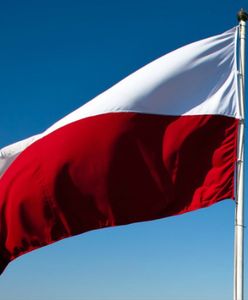 Flaga Polski zmieni barwy. Nowelizacja ustawy o godle, barwach i hymnie RP