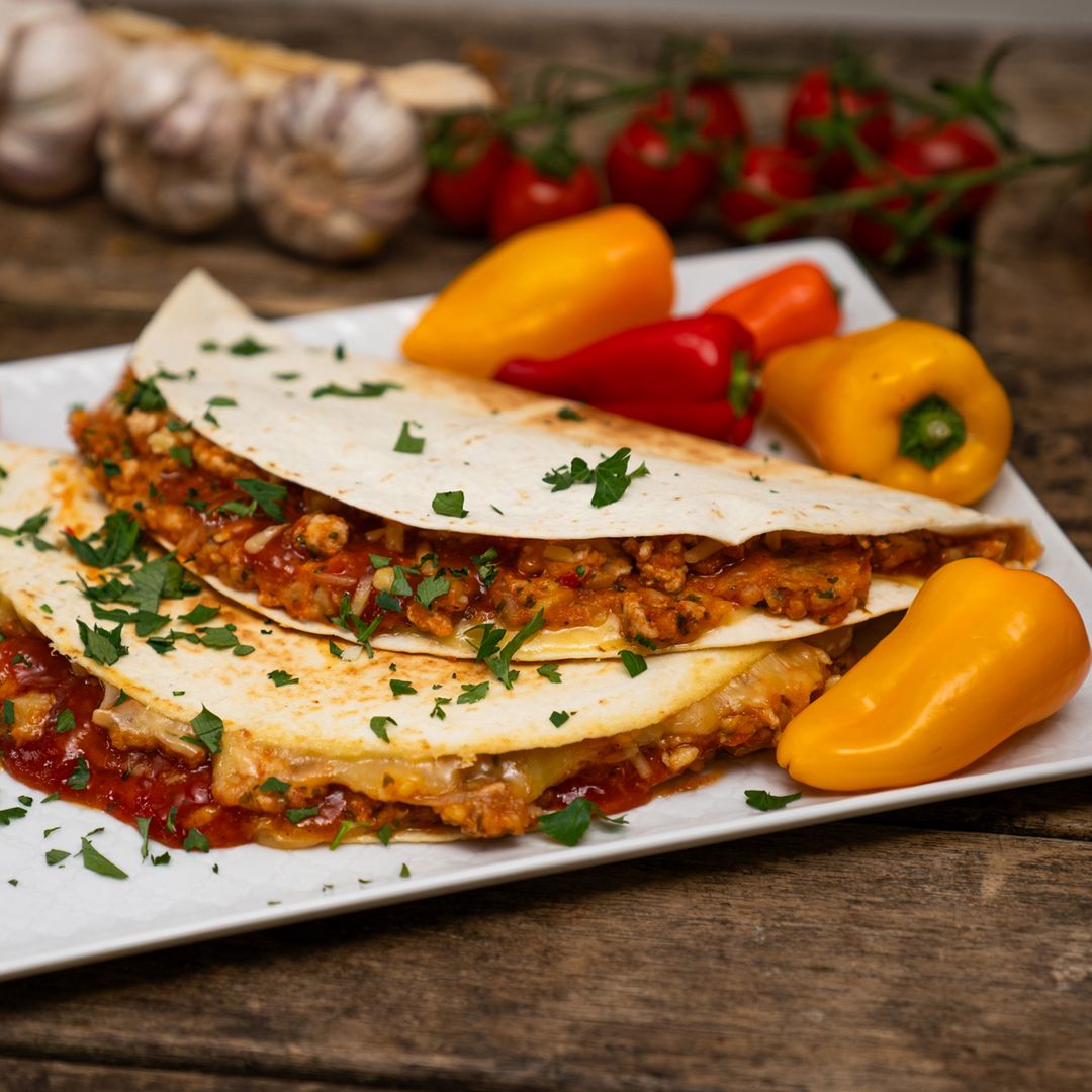 Tortilla z farszem mięsno-ziemniaczanym- Pyszności