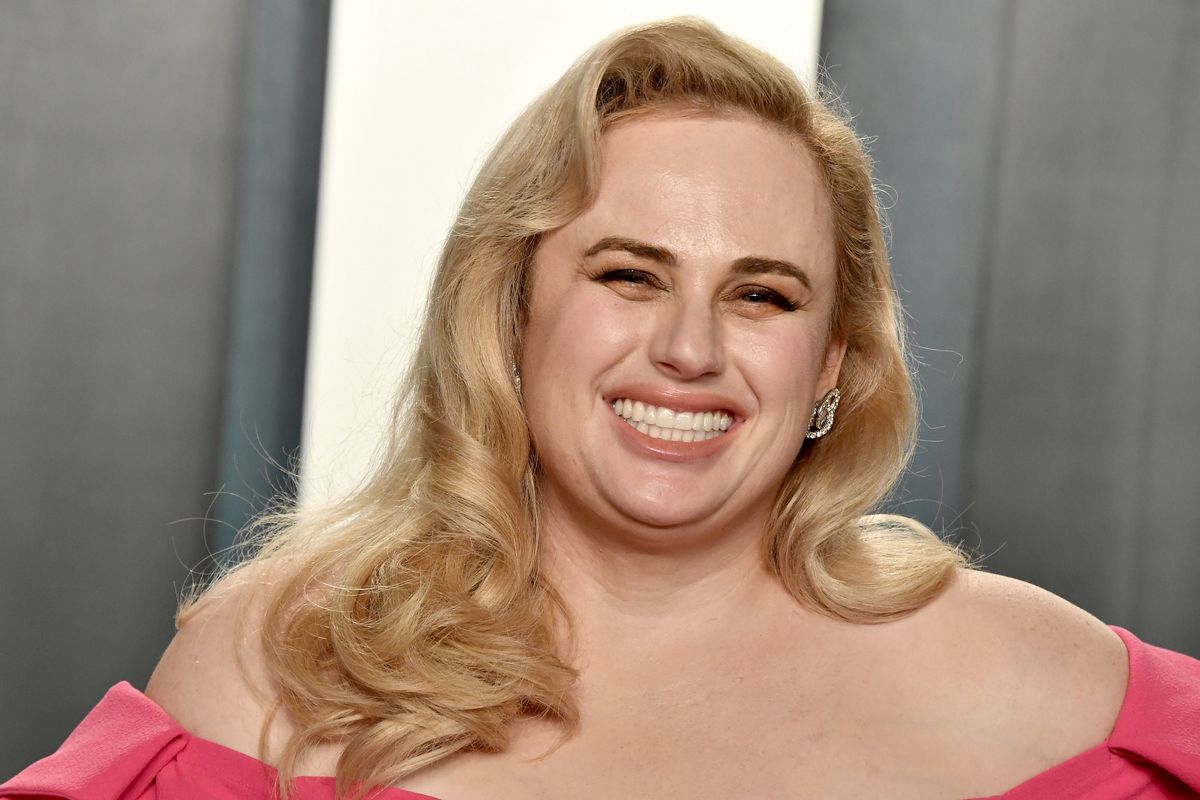 Rebel Wilson mocno schudła. Podkreśliła szczupłą talię 