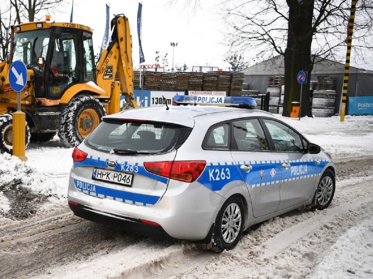 Śląskie. Martwe małżeństwo znalezione przed domem. Są wyniki sekcji zwłok