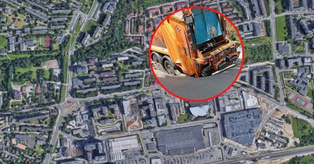 Kraków. Pod śmieciarką zapadła się jezdnia
