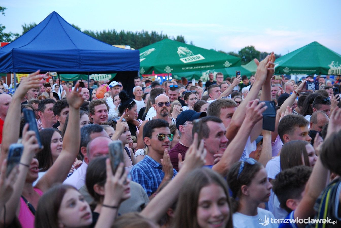 IX Powiatowo-Gminny Festiwal Zespołów Weselnych w Boniewie