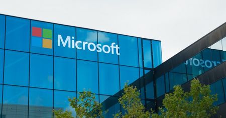 Microsoft zapowiada konferencję - zobaczymy Surface Phone?