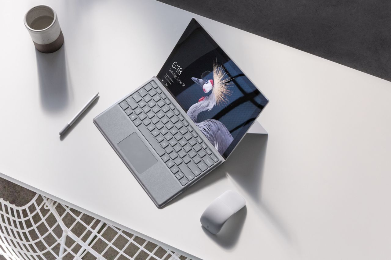 Microsoft odświeża serię Surface pokazując 3 nowe komputery i... bezprzewodowe słuchawki