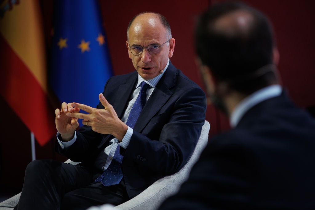 Były premier alarmuje: Europa ryzykuje zostanie chińską lub amerykańską kolonią