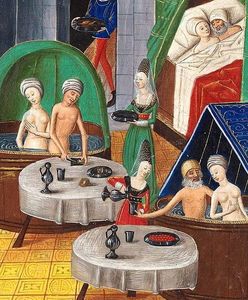 Czysta grzesznica i brudna święta. Jak często kąpały się kobiety w średniowieczu?