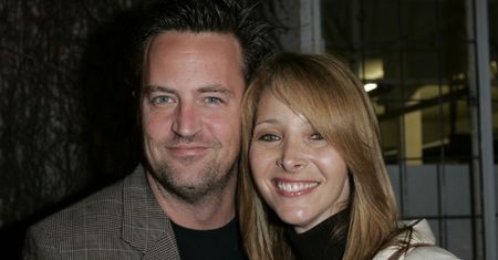 Lisa Kudrow przerwała milczenie i pożegnała Matthew Perry'ego. Nawiązała do NAŁOGU aktora (FOTO)