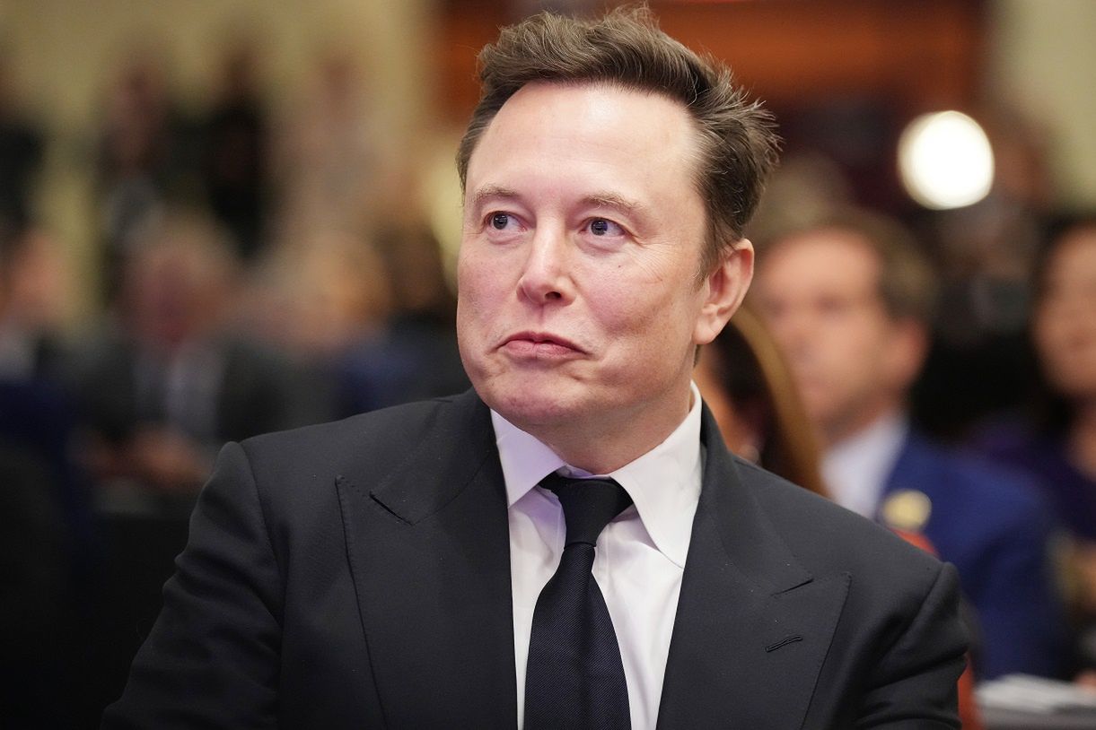 Elon Musk's 'Kekius Maximus' name change stirs crypto waves