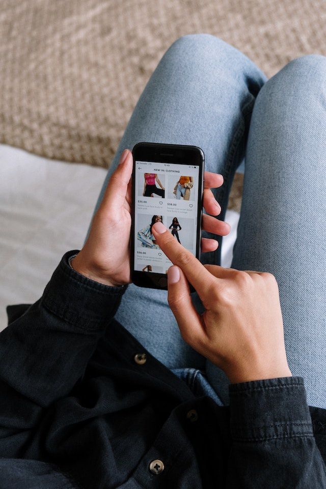 49-latek z gminy Bodzechów ostro przejechał się na zakupach w Internecie