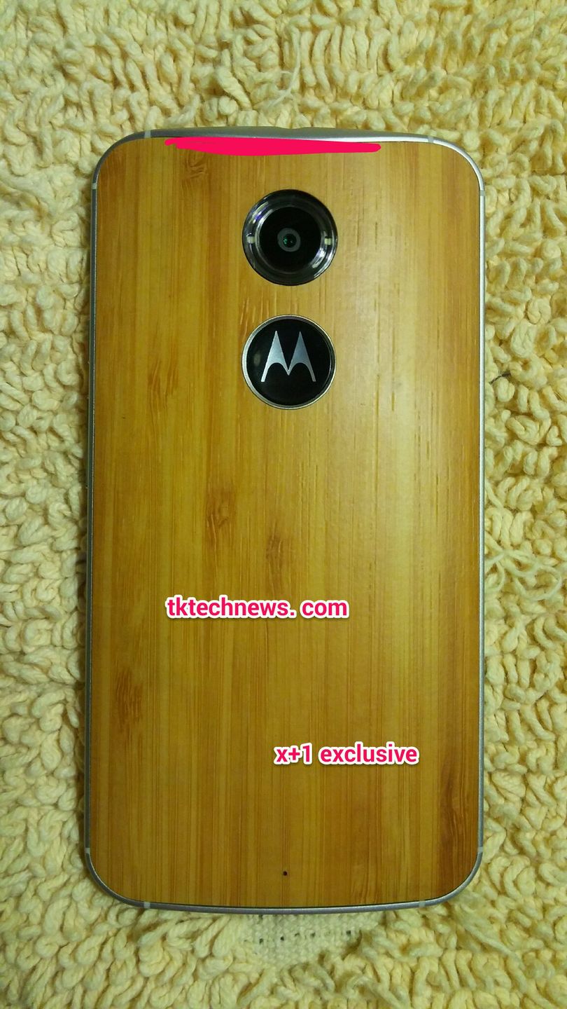 Moto X+1 na zdjęciach. Będzie mieć interfejs 3D? 4
