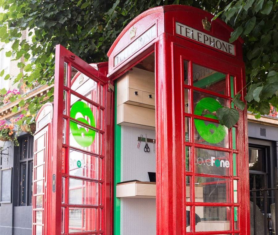 Brytyjskie budki telefonicznie wiecznie żywe. Ich nowe zastosowanie może zaskoczyć.