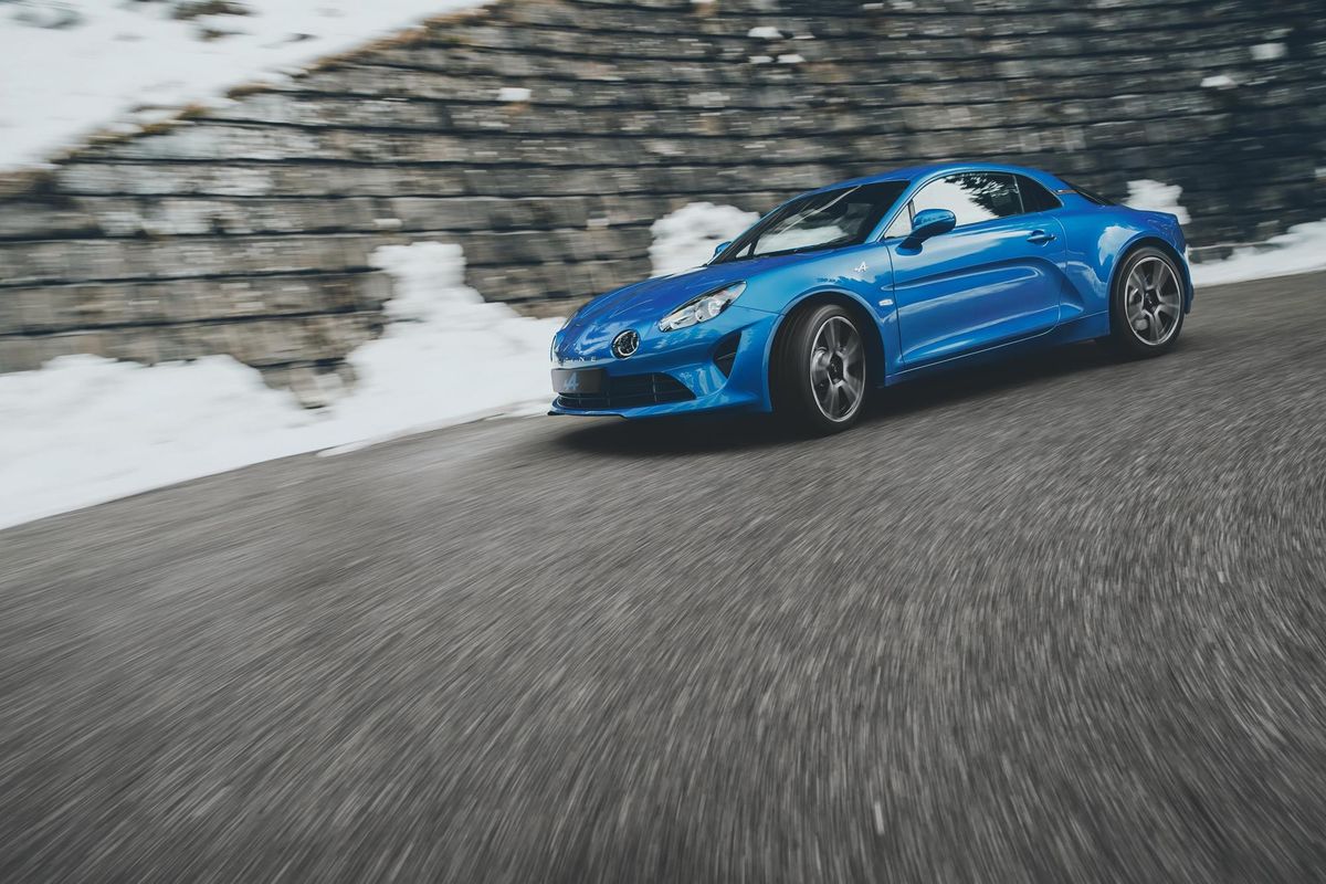 Alpine A110 (2017) - znamy oficjalne dane techniczne