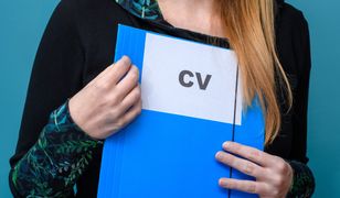 Podnieśli płace o 25 proc. Polacy ruszyli do służby. 900 nowych etatów