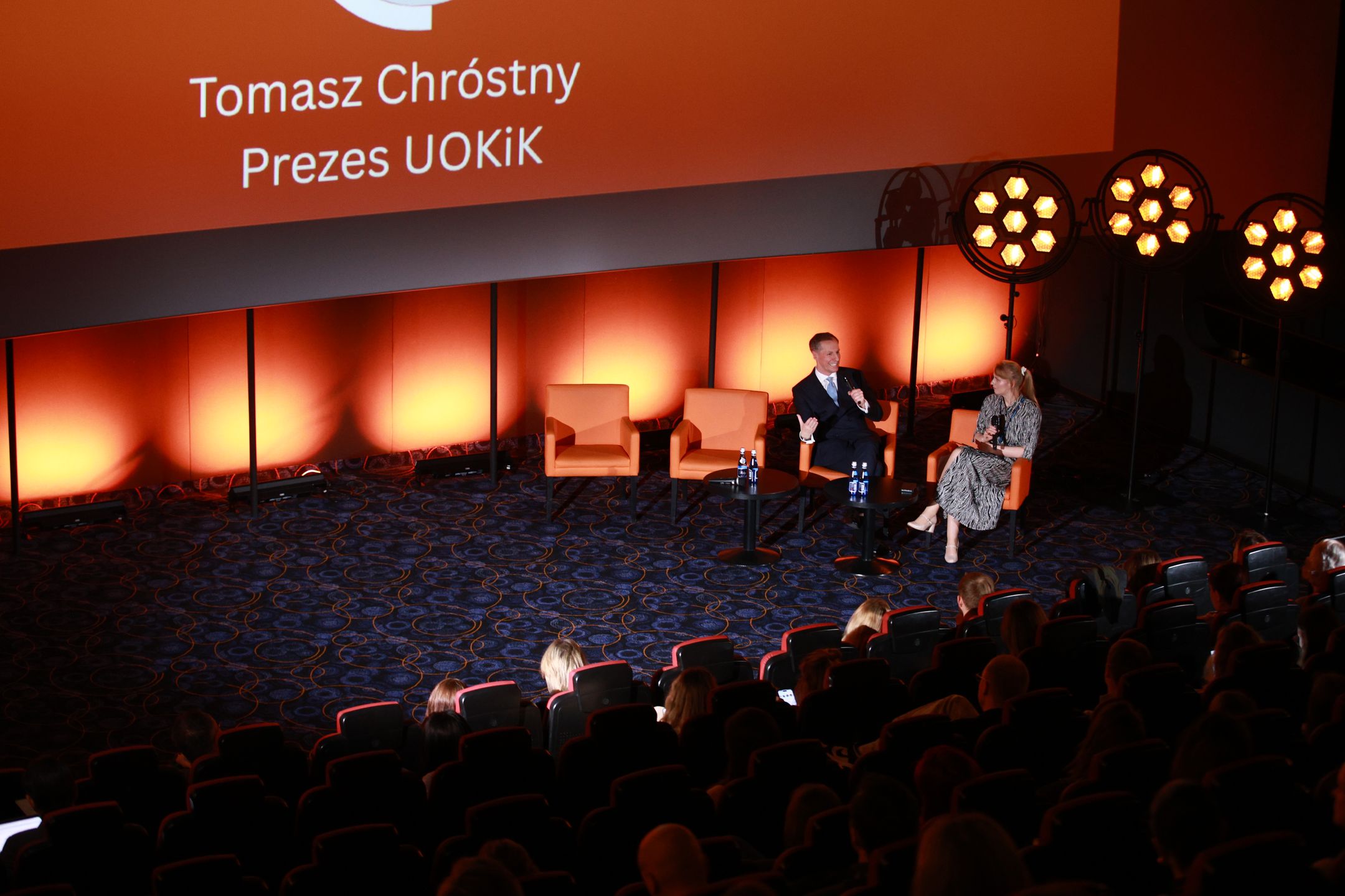 Firechat z prezesem UOKiK, Tomaszem Chróstnym