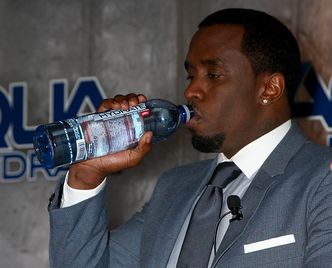 P. Diddy MOLESTOWAŁ NASTOLETNICH CHŁOPCÓW?!