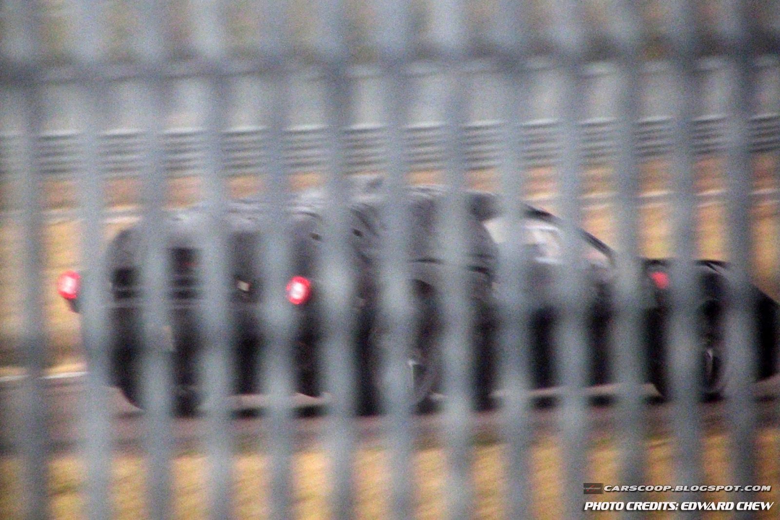 Następca Ferrari Enzo - muł testowy