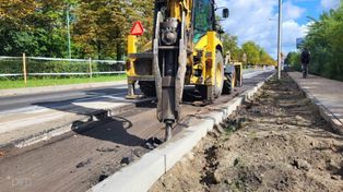 Poznań: Nowa nawierzchnia na ul. Reymonta – trwają prace na wschodniej jezdni