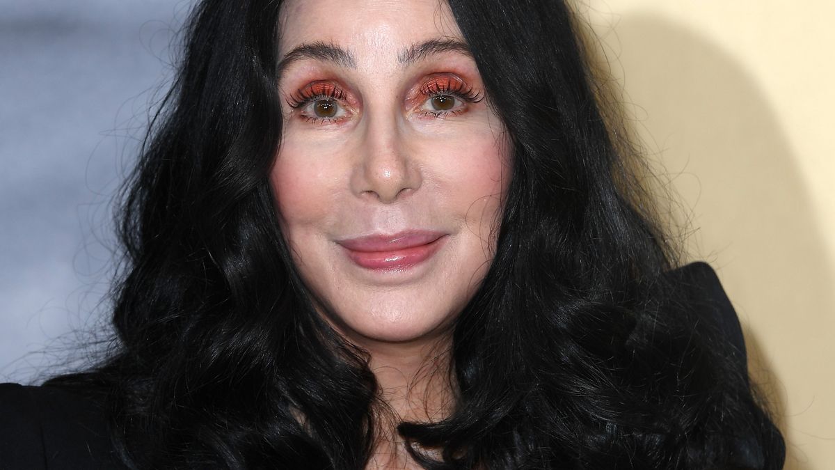  Cher 