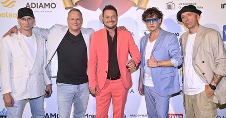 Just 5 wystąpili na Festiwalu Weselnych Przebojów. W sieci zawrzało. "Playback aż po uszach razi"