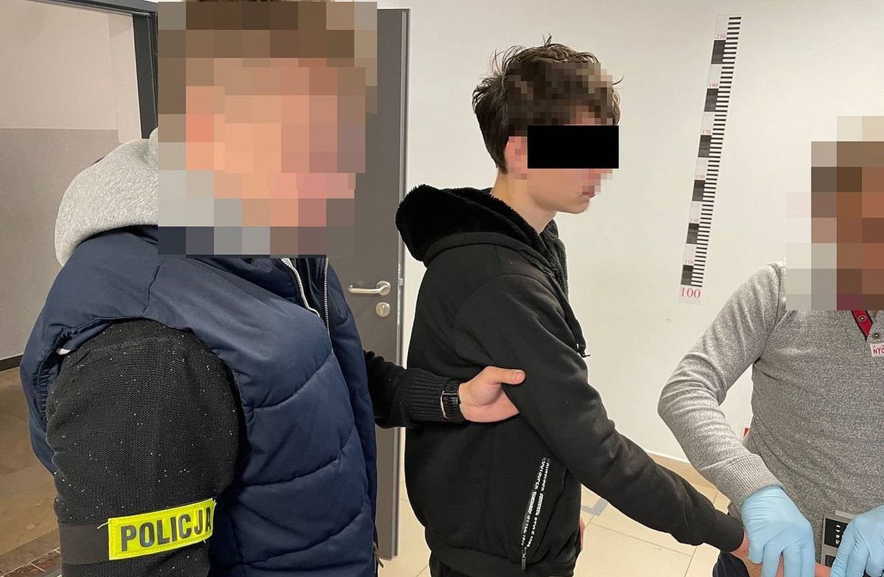 Skandaliczne zachowanie młodych rodziców. Mieli pod opieką niemowlę