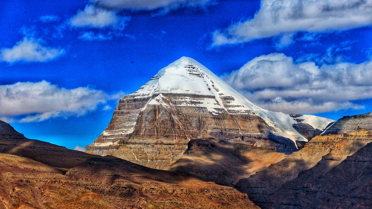 NGARI, CHINA - SEPTEMER 20, 2015 - The view of Mount Kailash in Ngari Prefecture, Tibet , China, September 20, 2015. (Photo credit should read CFOTO/Future Publishing via Getty Images)