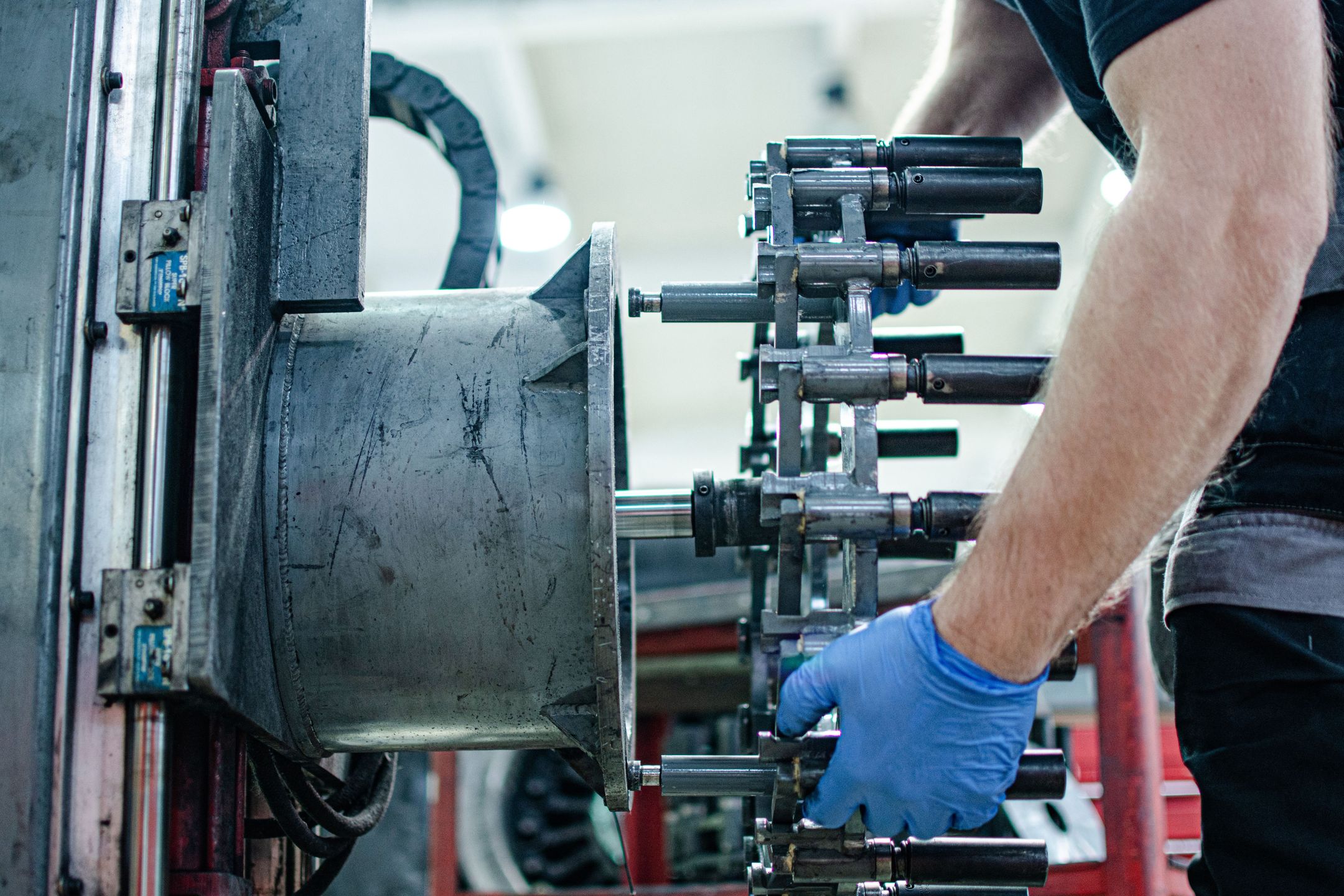 Wymiana opon w samolocie