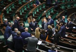 Katastrofalny sondaż dla KO. Michał Kamiński komentuje