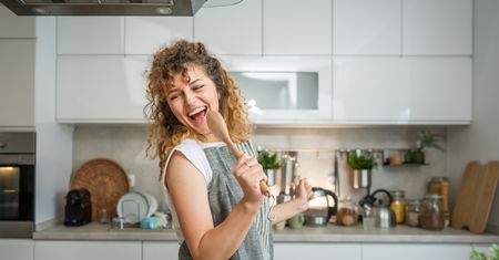Dietetyczka o produktach, które poprawiają nastrój. Radzi jeść je nie tylko w Blue Monday